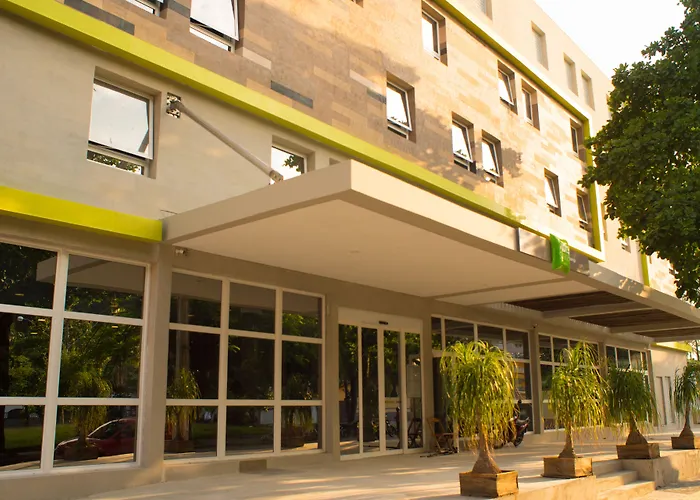Delphin Surf Hotel Guarujá